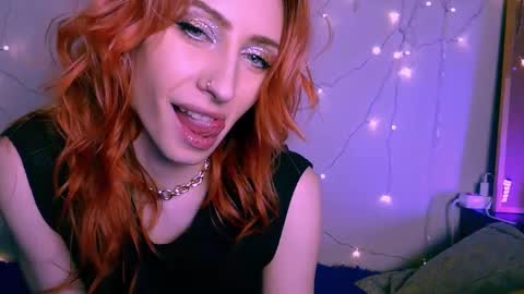 Snapshot of pufpufog chatting on December 22, 6:48 pm EsteticHouse online show from December 22, 6:48 pm