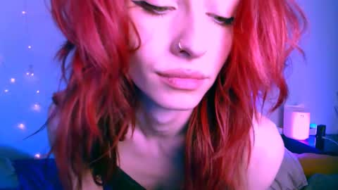 Snapshot of pufpufog chatting on February 21, 12:06 pm EsteticHouse online show from February 21, 12:06 pm