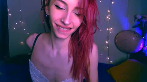 Snapshot of pufpufog chatting on February 25, 6:42 pm EsteticHouse online show from February 25, 6:42 pm