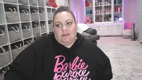 Puggie -  online show from January 24, 1:24 am