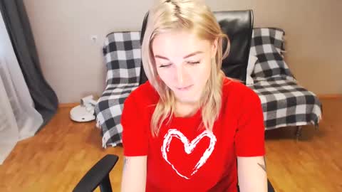 Polly online show from January 19, 8:50 am