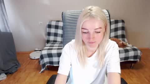 Polly online show from March 28, 4:45 am