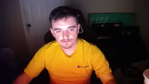 Snapshot of pumpkin_smash69 chatting on February 10, 10:36 pm pumpkin_smash69 online show from February 10, 10:36 pm