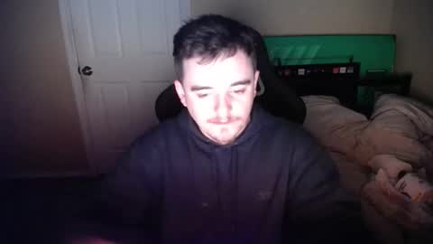 Snapshot of pumpkin_smash69 chatting on February 14, 10:39 pm pumpkin_smash69 online show from February 14, 10:39 pm