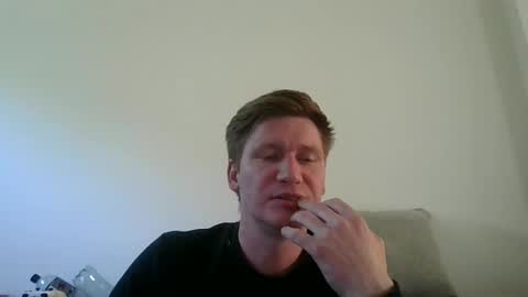 Snapshot of punkindrublic25 chatting on May 16, 6:43 am punkindrublic25 online show from May 16, 6:43 am