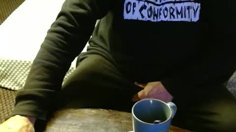 Jojo online show from October 31, 8:48 am