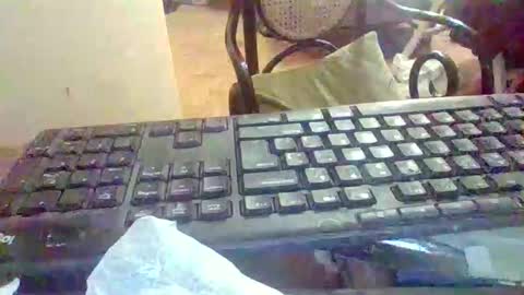 Snapshot of pup_y chatting on February 2, 8:40 pm pup_y online show from February 2, 8:40 pm