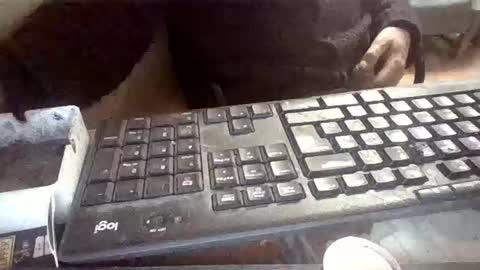 Snapshot of pup_y chatting on February 10, 9:19 pm pup_y online show from February 10, 9:19 pm