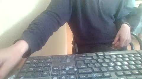 Snapshot of pup_y chatting on February 22, 8:02 am pup_y online show from February 22, 8:02 am