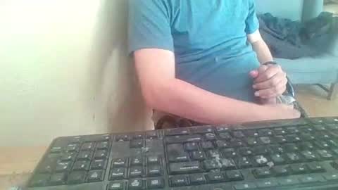 Snapshot of pup_y chatting on February 26, 10:36 am pup_y online show from February 26, 10:36 am