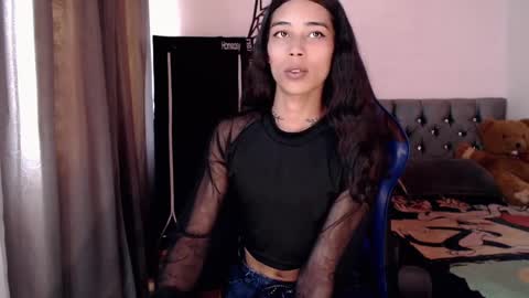 Snapshot of pupi_wolf chatting on September 8, 6:18 pm Cris online show from September 8, 6:18 pm