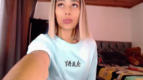 Snapshot of pupi_wolf chatting on September 29, 3:06 pm Cris online show from September 29, 3:06 pm