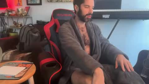 Pup Scritch online show from January 7, 6:43 pm