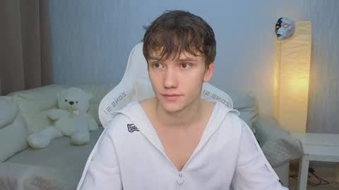 Jesse online show from November 11, 2:00 am