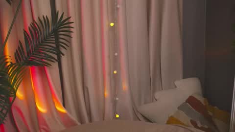 constant schedule Wednesday  Friday  Saturday  Sunday  The Rosemarie online show from March 18, 5:43 am