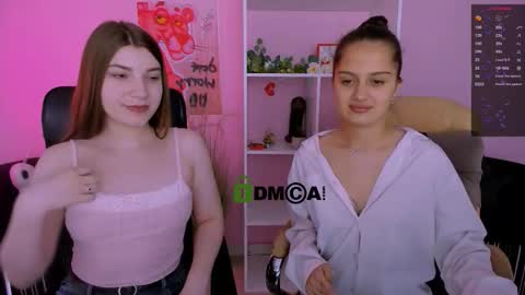 Snapshot of pure_radiance chatting on September 25, 12:53 pm Ask me3 online show from September 25, 12:53 pm
