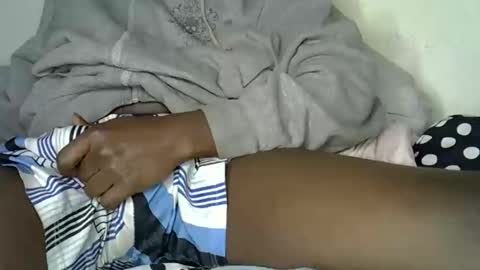 Pureblack  online show from October 11, 7:34 pm