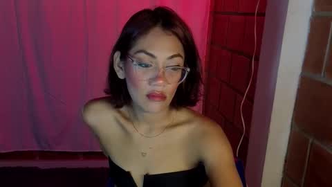 purepleasure25 online show from December 19, 7:04 am