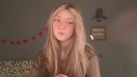 Bella online show from April 9, 5:40 am