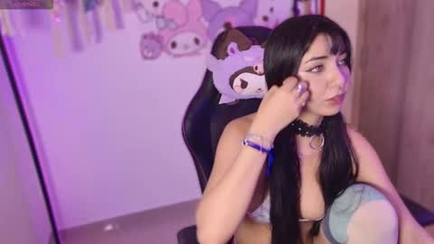 purple_ema online show from January 6, 8:01 pm