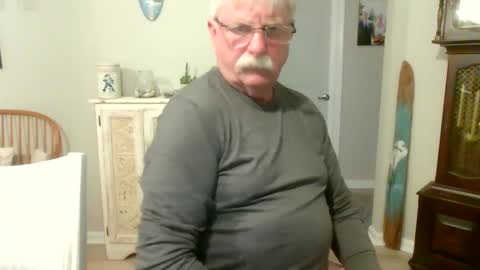 purpleshroom online show from February 27, 5:13 am