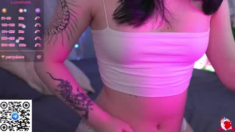 Sophie  Fav patterns 99199444press my buttons  see what happens  online show from January 15, 4:22 pm