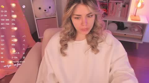 Snapshot of pussy_kattt chatting on February 1, 5:49 am kat follow online show from February 1, 5:49 am
