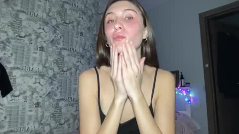 Snapshot of pussygir007 chatting on February 12, 11:07 am pussygirl007 online show from February 12, 11:07 am