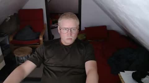 Snapshot of pussylovercb chatting on September 12, 9:31 am pussylovercb online show from September 12, 9:31 am