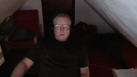 Snapshot of pussylovercb chatting on September 19, 8:31 pm pussylovercb online show from September 19, 8:31 pm