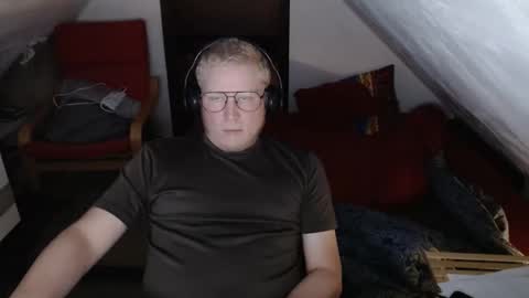 Snapshot of pussylovercb chatting on September 24, 6:33 pm pussylovercb online show from September 24, 6:33 pm