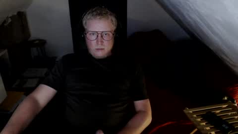 Snapshot of pussylovercb chatting on June 30, 10:00 pm pussylovercb online show from June 30, 10:00 pm