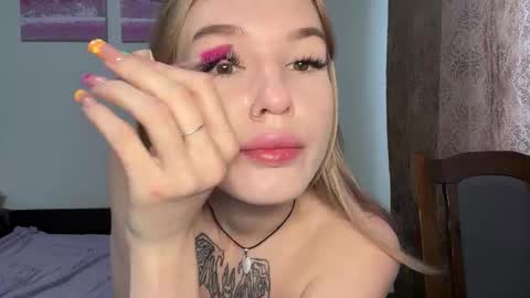 Lina online show from September 15, 6:02 am