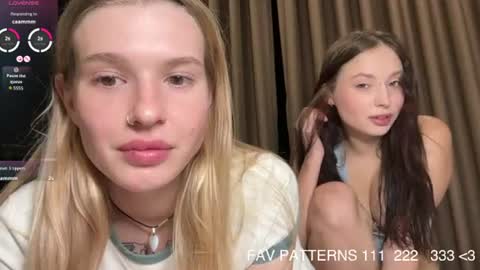 Snapshot of pussymoneywet chatting on July 2, 4:46 pm Lina online show from July 2, 4:46 pm