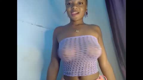 pussyxwetx online show from December 17, 8:53 am