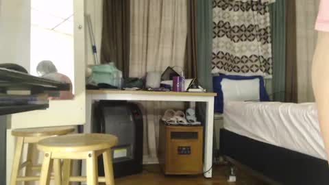 putiputi4u online show from December 22, 5:34 am