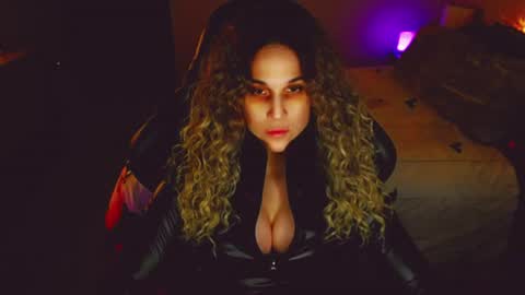 Kitty online show from August 4, 11:57 am