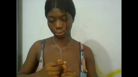 Snapshot of pweedy_ora chatting on September 24, 11:08 pm ora online show from September 24, 11:08 pm