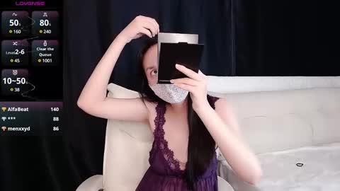 qianqian_ online show from February 25, 5:58 pm