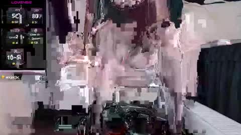 qianqian_ online show from December 2, 11:37 am