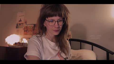 Snapshot of quack__quack chatting on March 3, 3:53 pm online show from March 3, 3:53 pm