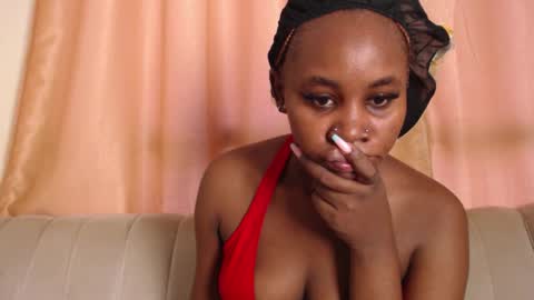 RYLEIGHN online show from March 14, 9:04 am