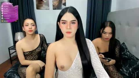 Snapshot of queen_arnie4utsxxx chatting on November 9, 4:49 pm Arnie online show from November 9, 4:49 pm