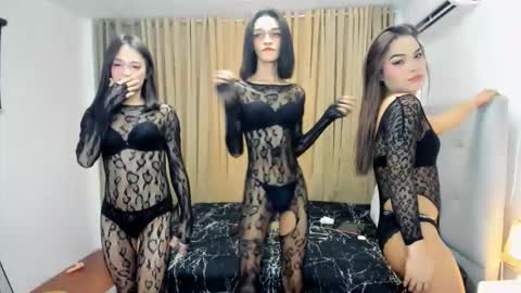 Snapshot of queen_arnie4utsxxx chatting on December 3, 6:39 pm Arnie online show from December 3, 6:39 pm