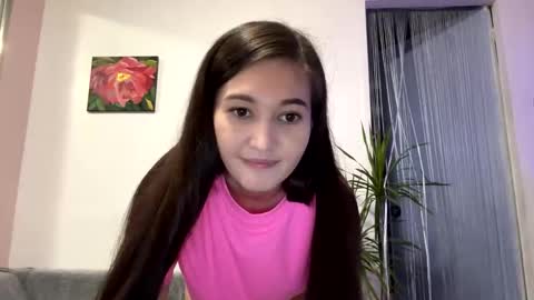 Snapshot of queen_chatur chatting on January 13, 3:36 pm Viktoria online show from January 13, 3:36 pm