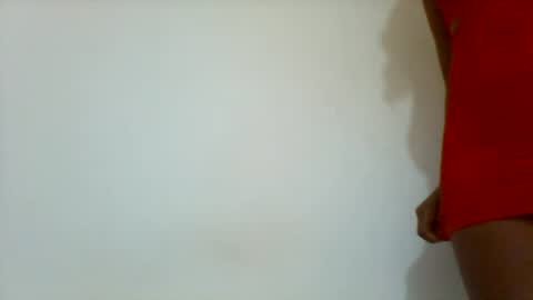 Snapshot of queen_diveer chatting on September 29, 8:19 am queen_diveer online show from September 29, 8:19 am