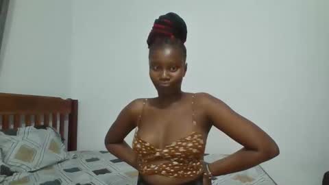 Snapshot of queen_diveer chatting on October 23, 8:51 pm queen_diveer online show from October 23, 8:51 pm