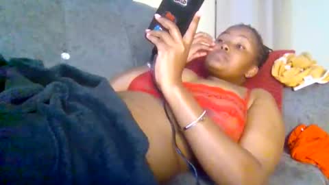 Snapshot of queen_doli chatting on May 15, 10:50 pm queen_doli online show from May 15, 10:50 pm