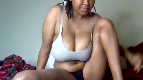 Snapshot of queen_doli chatting on July 7, 11:53 pm queen_doli online show from July 7, 11:53 pm