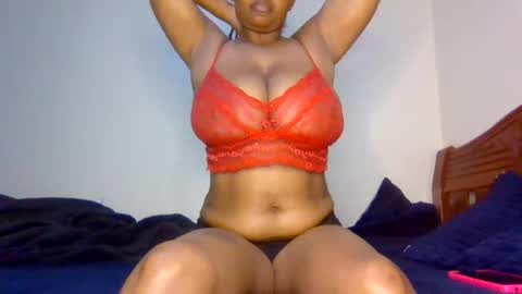 Snapshot of queen_doli chatting on July 28, 5:23 pm queen_doli online show from July 28, 5:23 pm